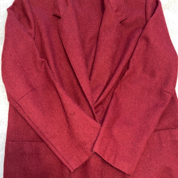 Burgundy Blazer! - Picture 3 of 5